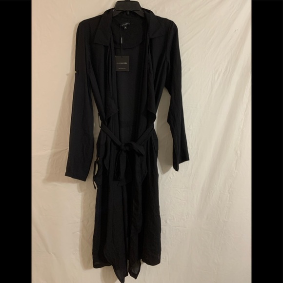 Nice black very light tissue top, brand new with tag - Picture 4 of 9